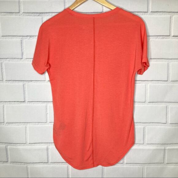 The North Face Workout Spiced Coral T-Shirt Blouse Size XS #NF0A3LMDHEY - Picture 4 of 13